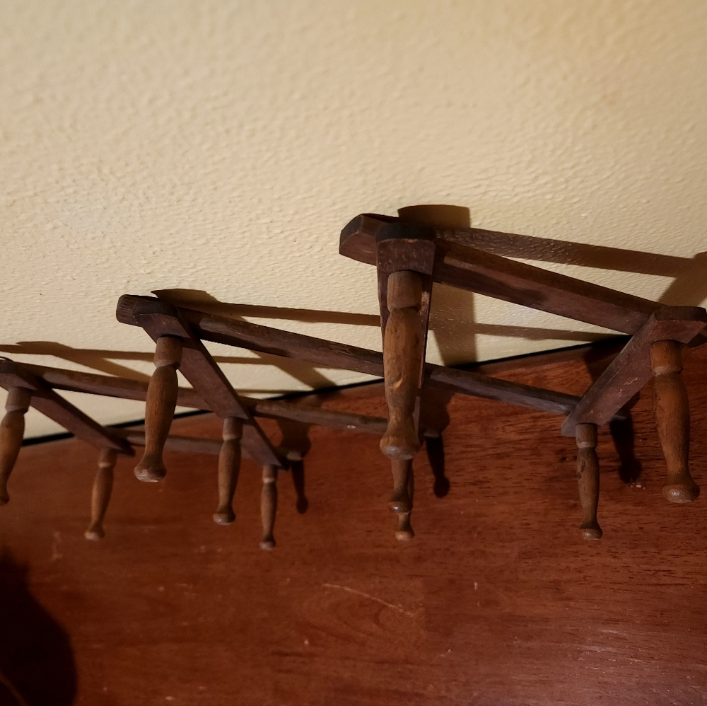 Vintage 1960's Adjustable Wooden Wall Rack Hooks - Picture 4 of 10
